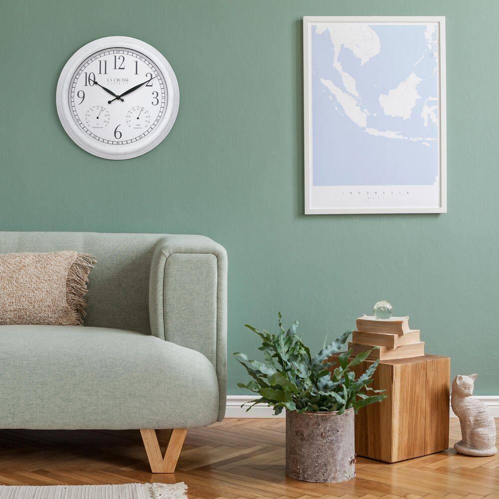 La Crosse Technology La Crosse 15 In. Outdoor Payton Quartz Wall Clock with T/H