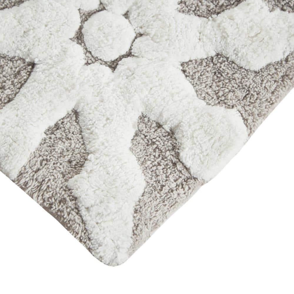 Madison Park Casablanca Medallion Cotton Tufted Bath Rug