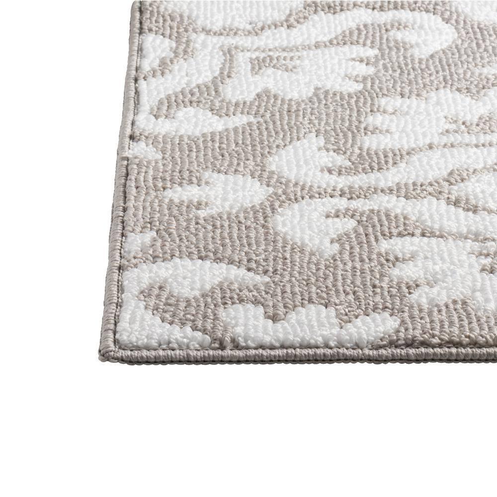 Laura Ashley Laura Ashley Mayhew Light Gray/White Area Rug
