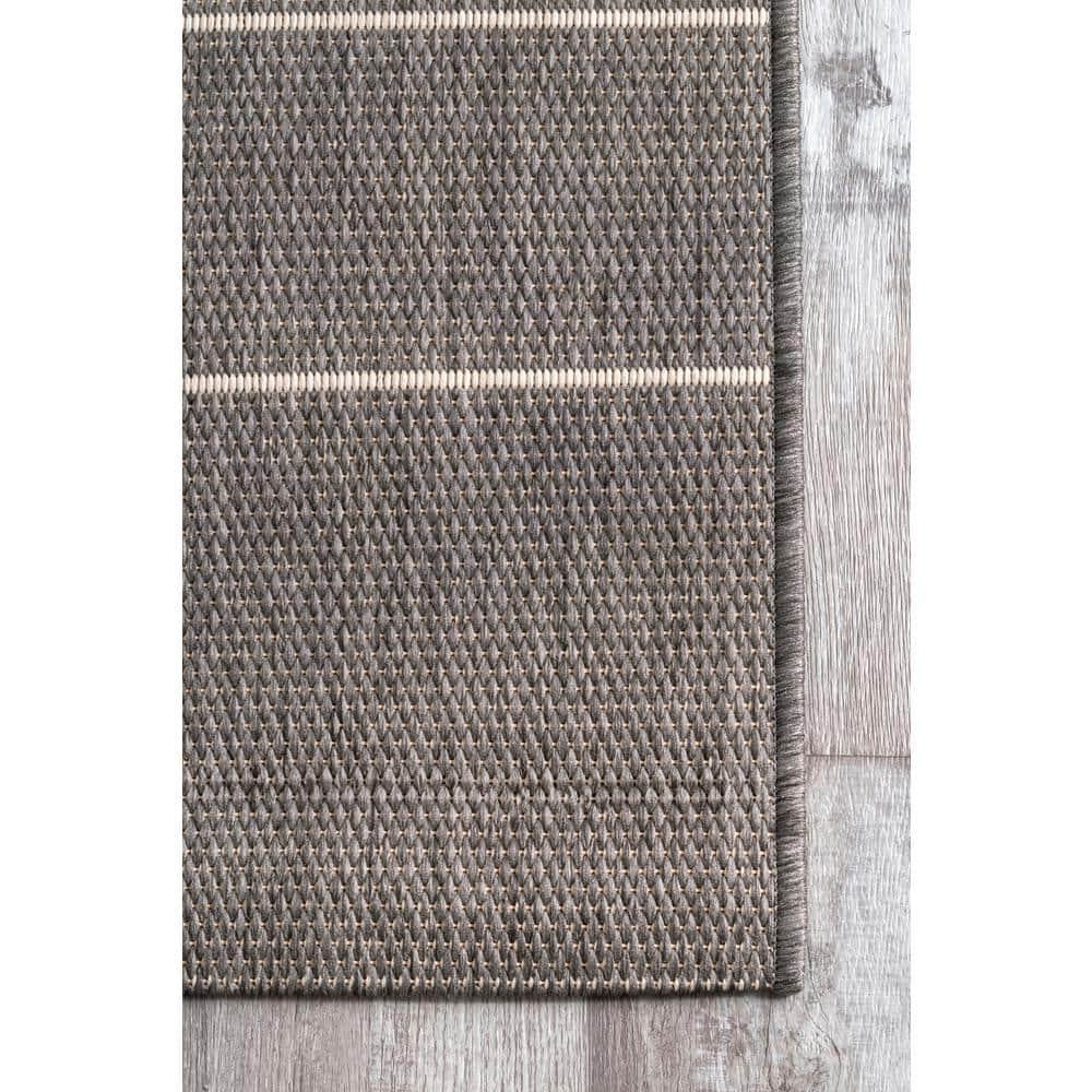Randall Striped Machine Woven / Power Loomed Indoor/Outdoor Patio Rug