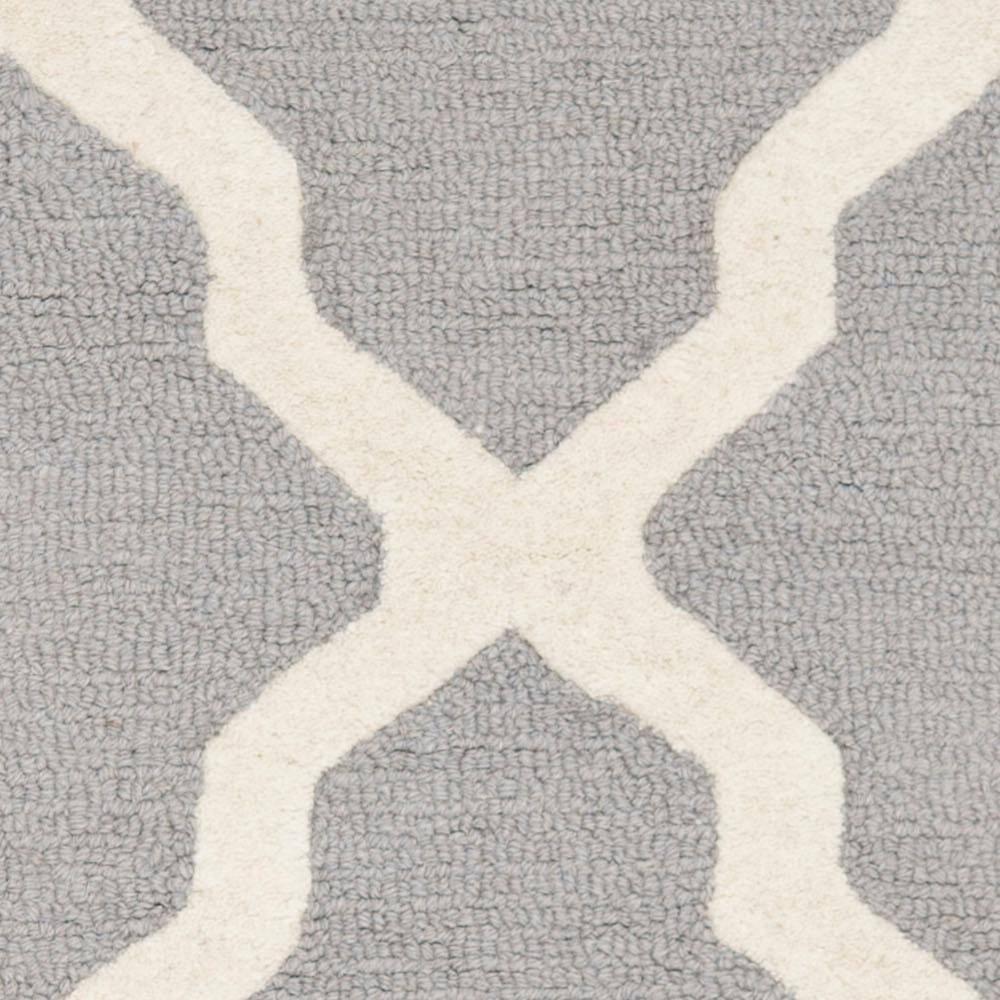 Cambridge Silver/Ivory Doormat 2 ft. x 3 ft. Geometric Trellis Area Rug
