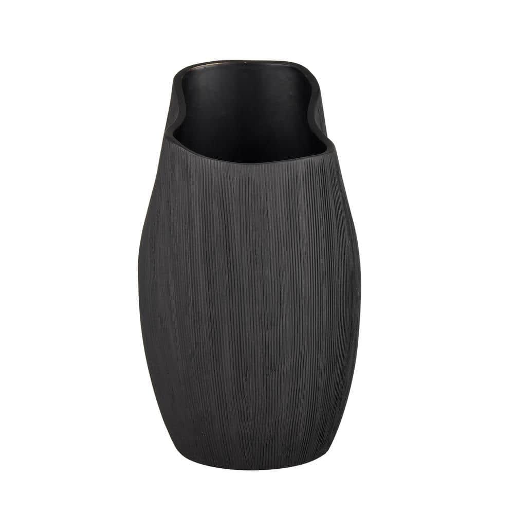 Elk Home Scribing Contemporary Vase in Black Finish