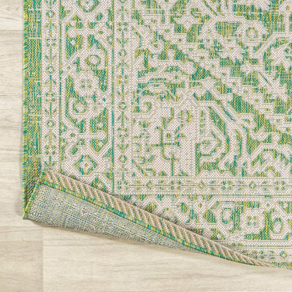 8' x 10' Sinjuri Medallion Textured Weave Indoor/Outdoor Area Rug, Cream/Green - JONATHAN Y