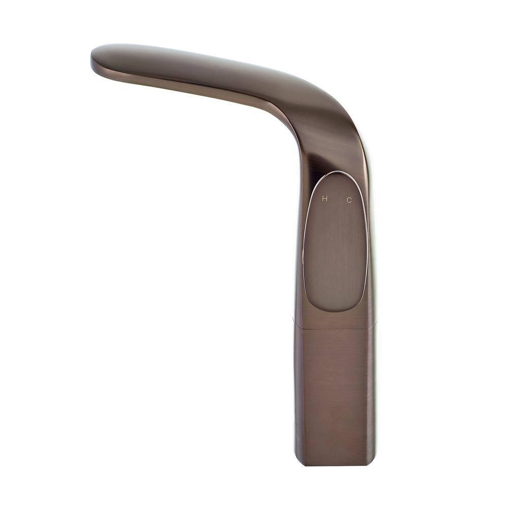 Château Single Hole, Single-Handle, High Arc Bathroom Faucet