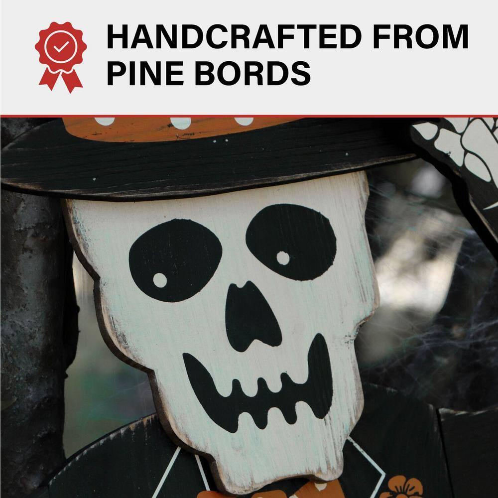 Haunted Hill Farm Halloween Decoration