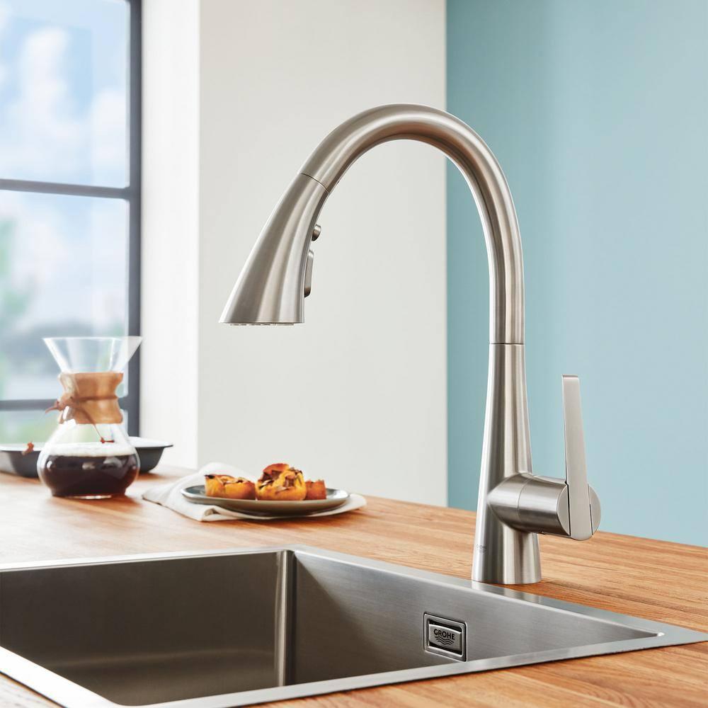 ZEDRA Single-Handle Pull Down Triple Spray Bar Faucet 1.75 GPM