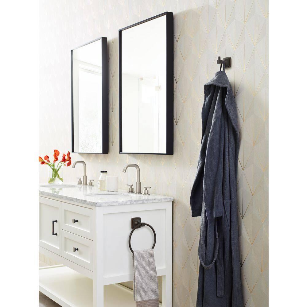 Stature Towel Ring