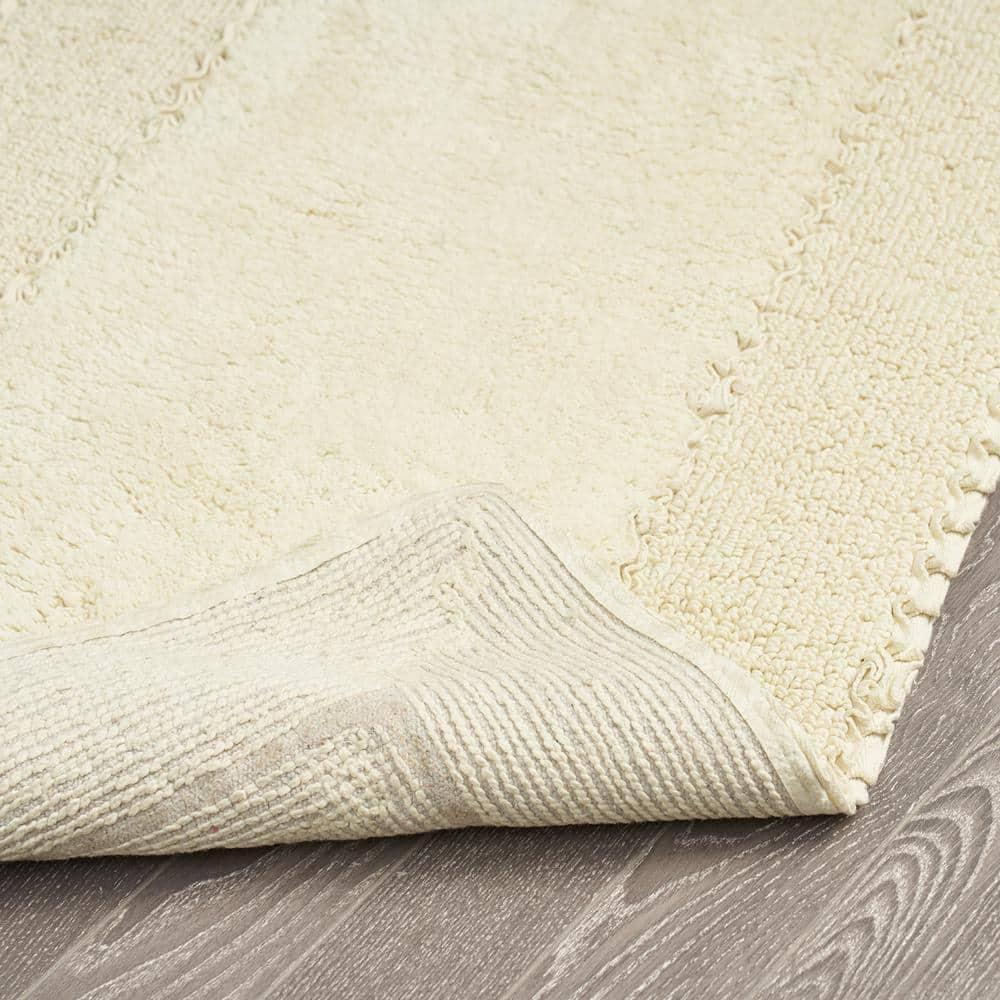Laura Ashley Off-White Cotton Ruffle Border Bath Rug 20" x 34"