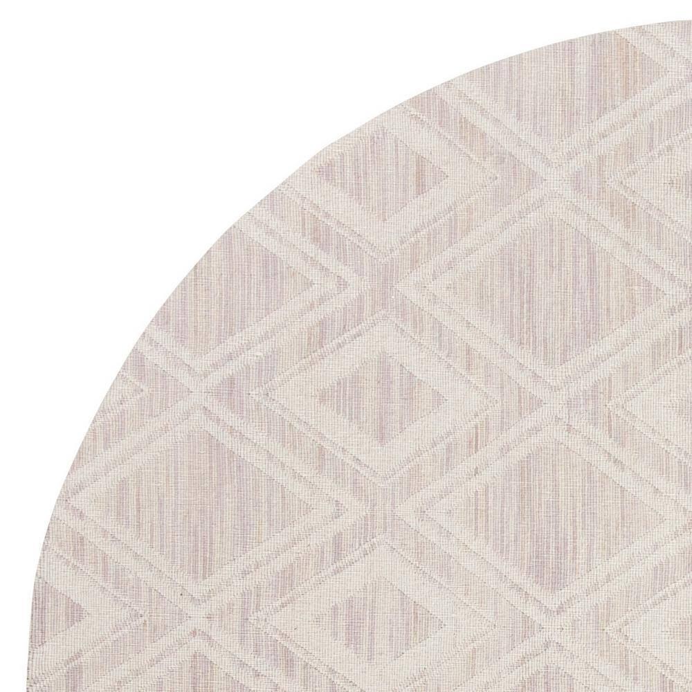 Marbella MRB312 Hand Loomed Indoor Area Rug - Silver/Ivory - 6' Round - Safavieh