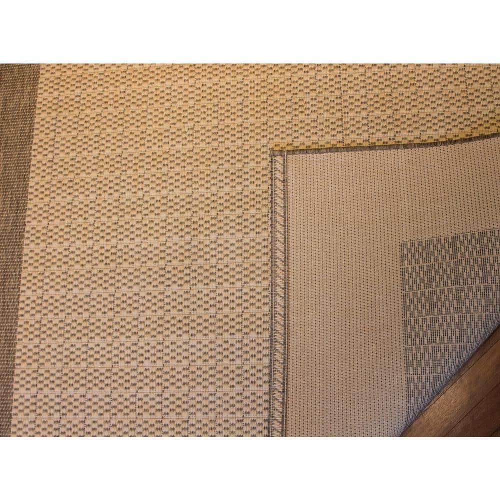 Couristan Recife Checkered Field Indoor / Outdoor Area Rug, Natural- Cocoa, 7'6" Round