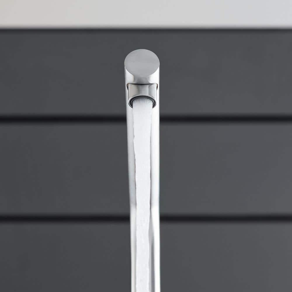 Blue Pull Out Single Handle Kitchen Faucet with Accessories