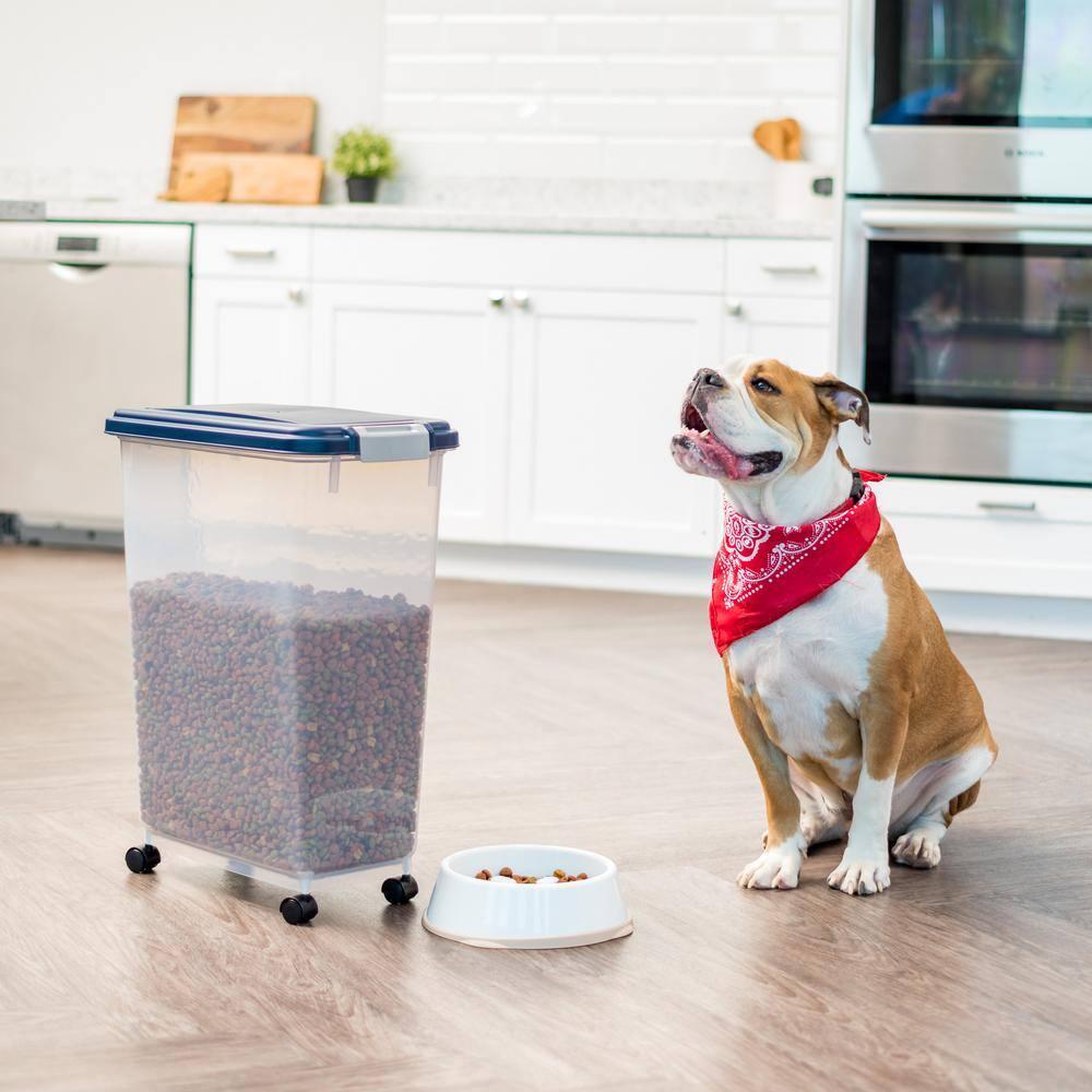 IRIS USA, Inc. Food Storage Container