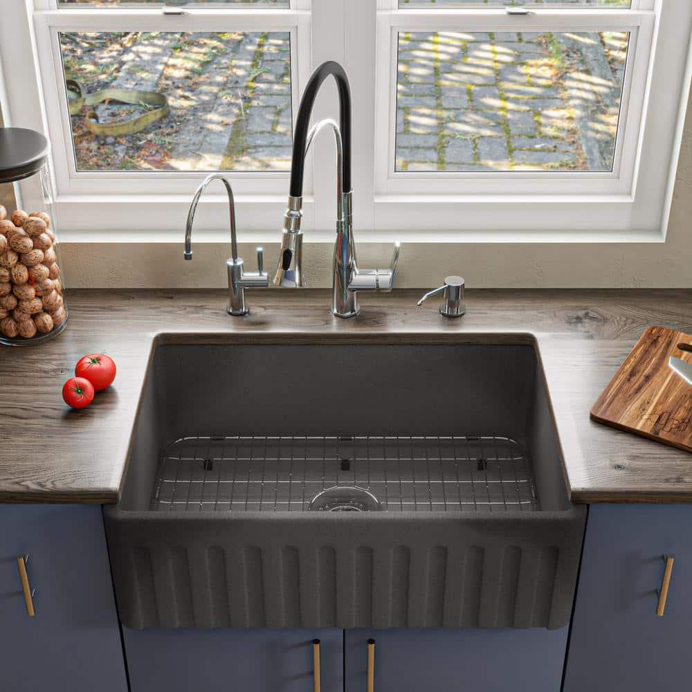 30'' L Farmhouse / Apron Single Bowl Fireclay Kitchen Sink