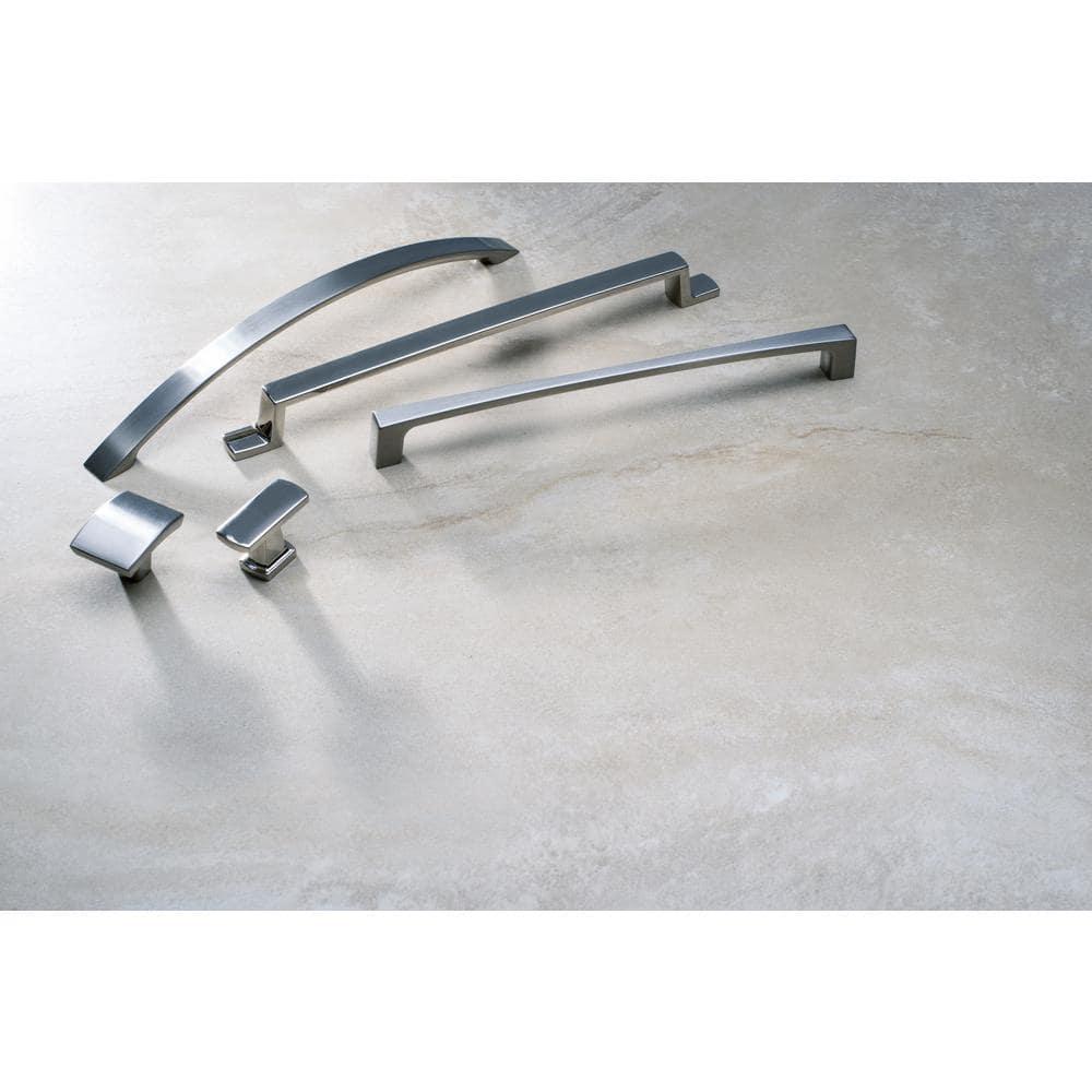 Rotterdam 1 1/4" Length Rectangle Knob