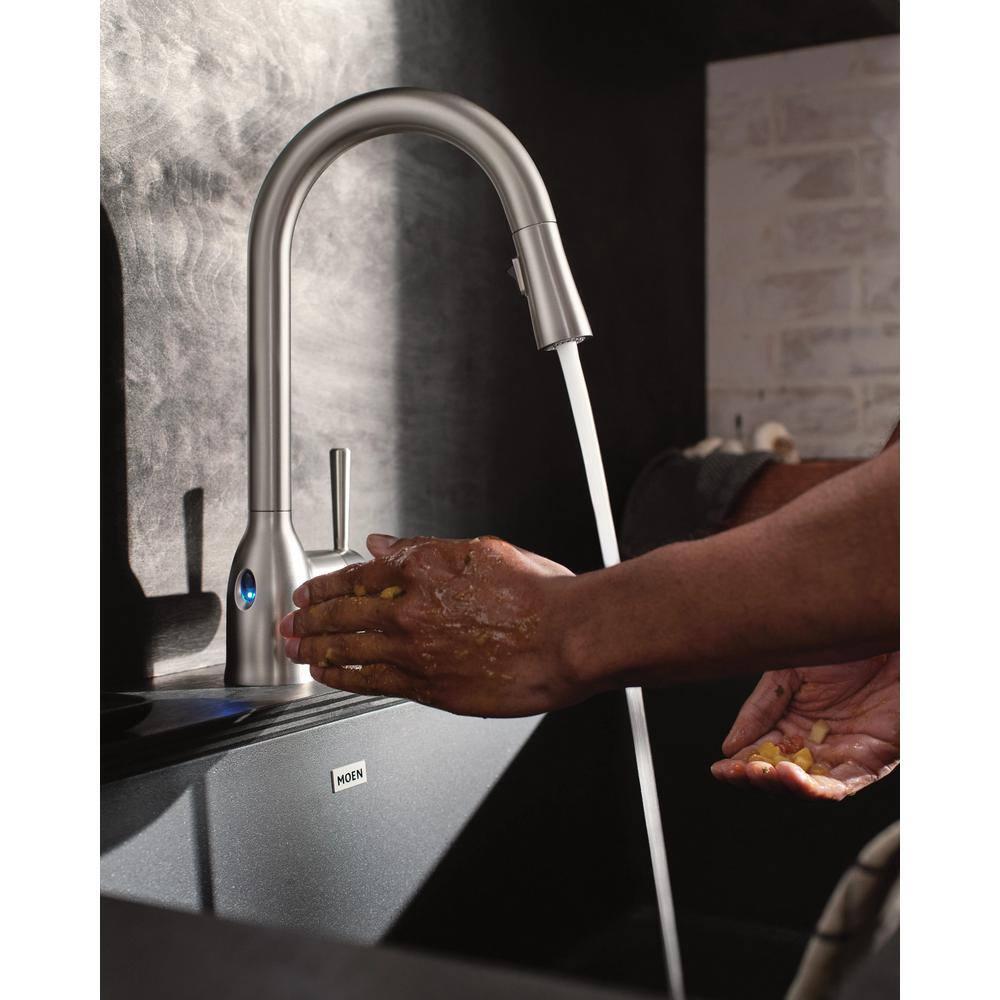 Moen Adler MotionSense Wave Single Handle Pulldown Kitchen Faucet with Power Clean Technology