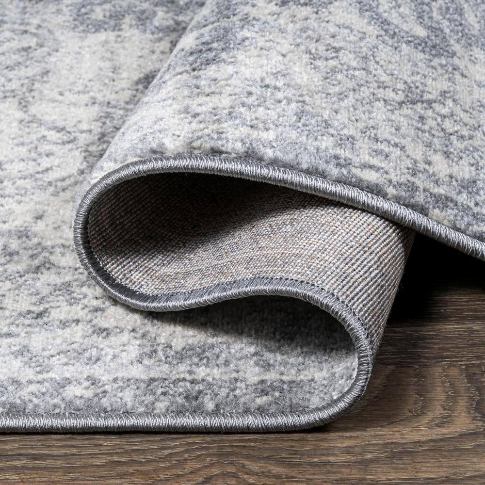 5' X 8' Modern Persian Vintage Medallion Area Rug, Gray/Ivory - JONATHAN Y
