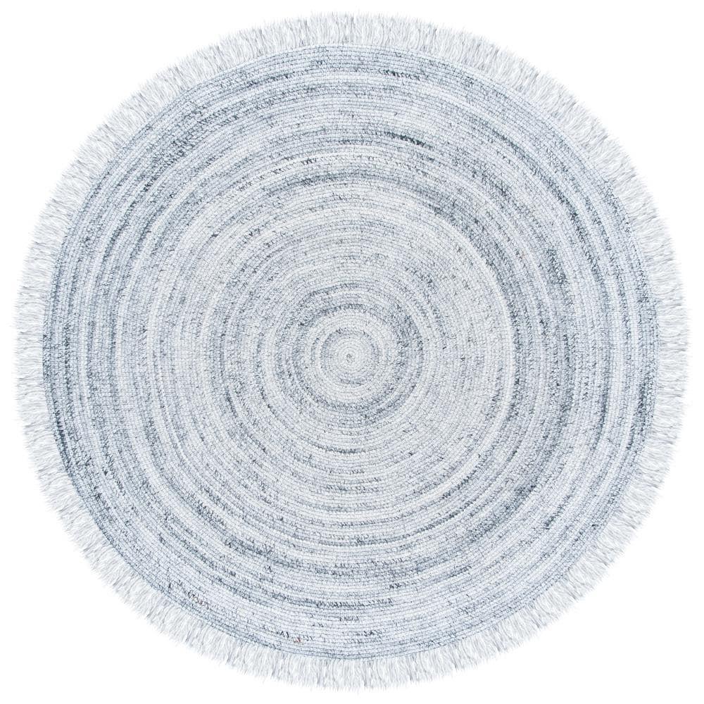 Braided BRD452 Hand Woven Indoor Area Rug - Light Grey - 5' Round - Safavieh