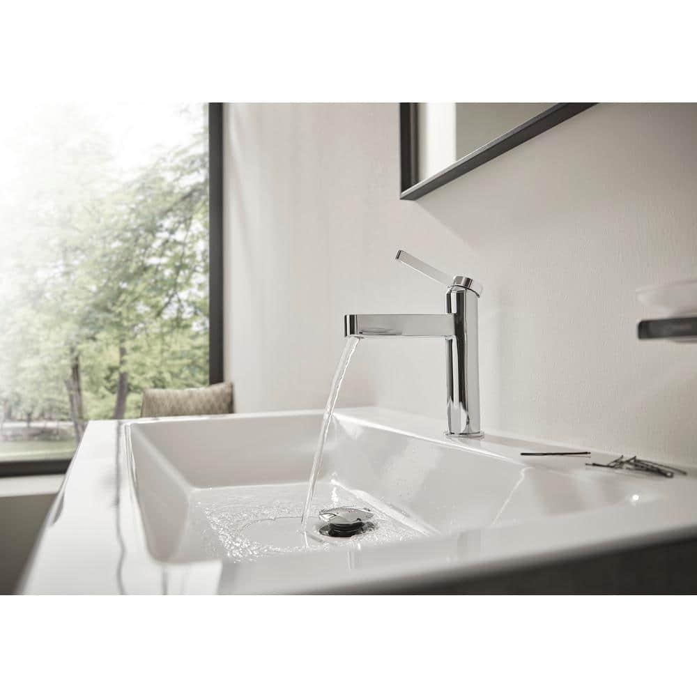 Finoris Single-Hole Faucet with Pop-Up Drain