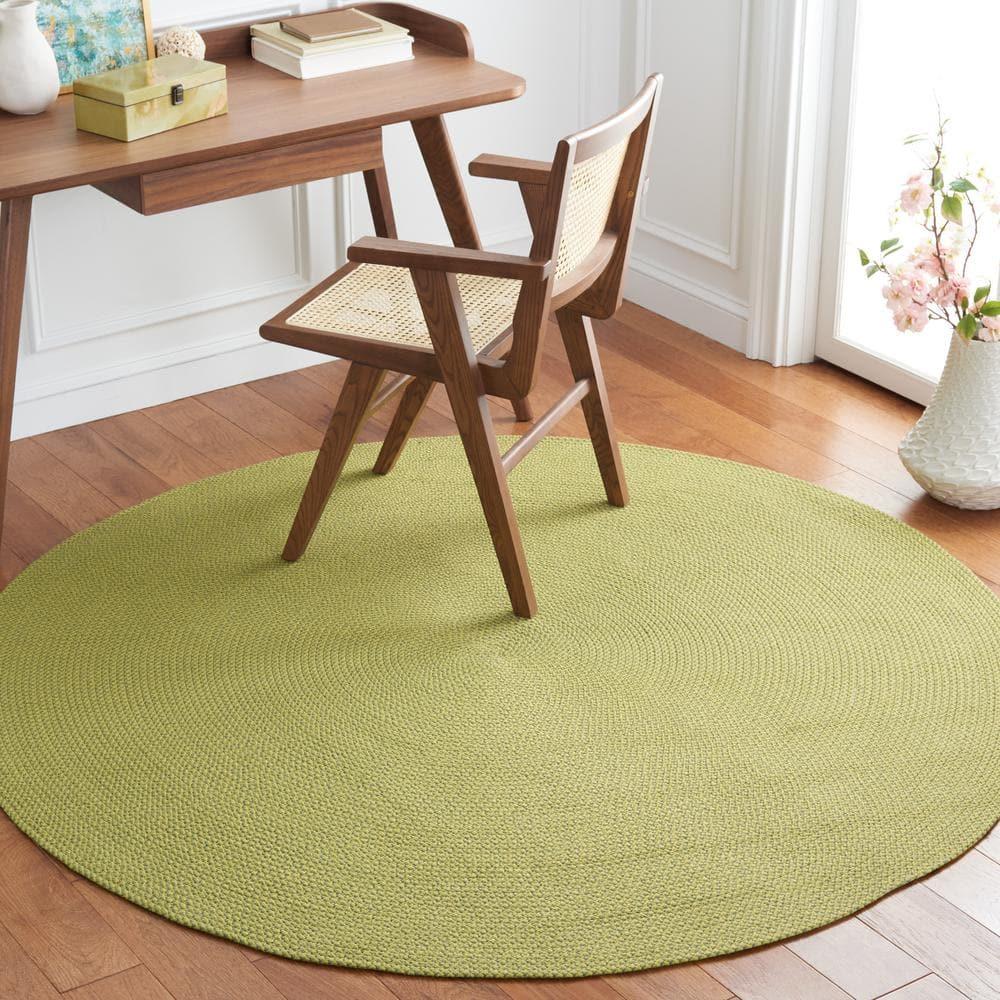 Braided BRD403 Hand Woven Area Rug - Green - 3' round - Safavieh.