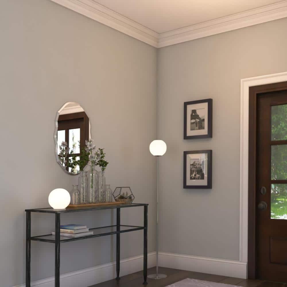 Mia Globe Lamp