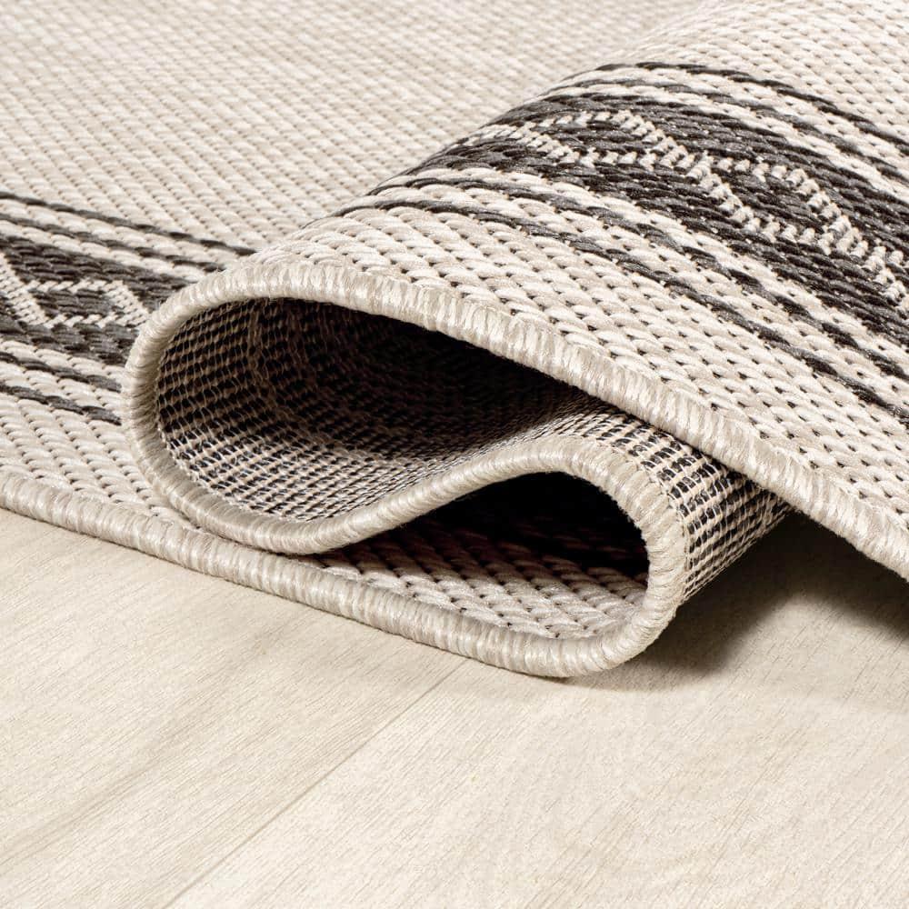 5' x 8' Lucia Classic Diamond Border Indoor/Outdoor Area Rug, Cream/Black - JONATHAN Y