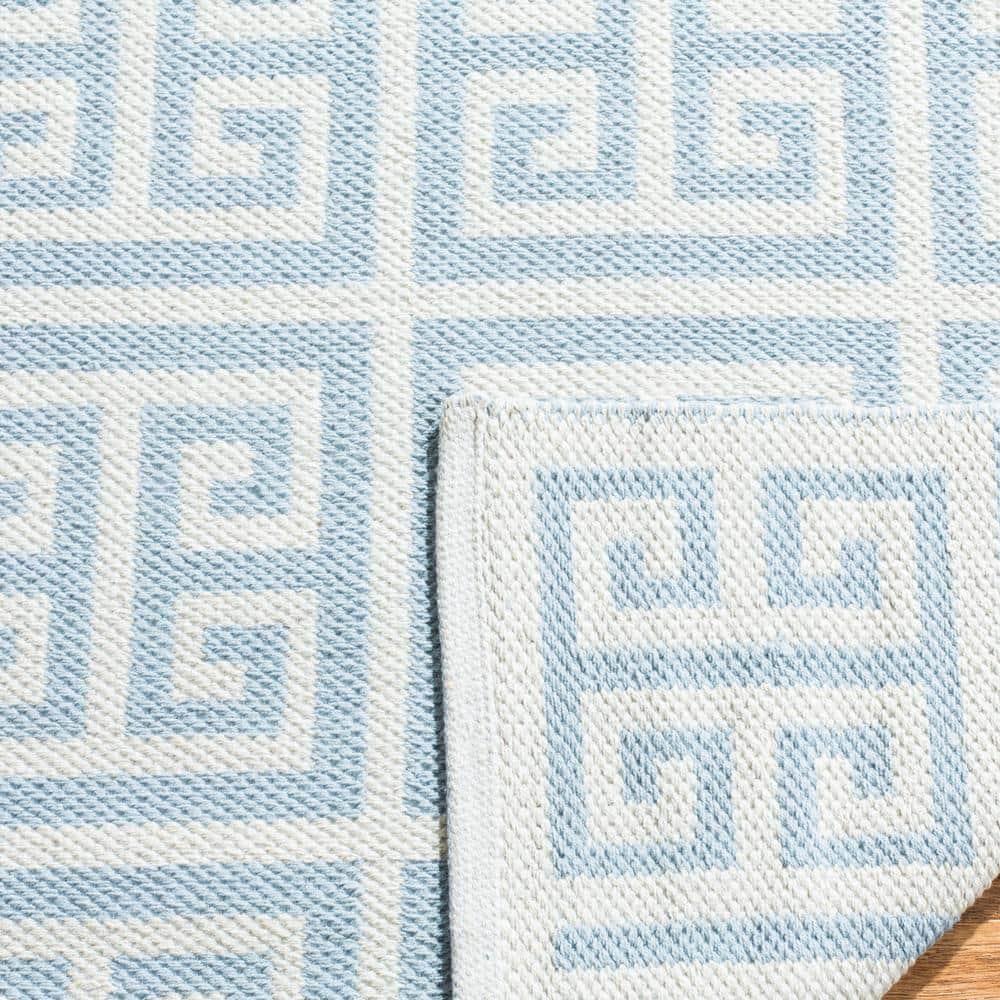 Montauk MTK724 Hand Woven Area Rug - Light Blue/Ivory - 8'x10' - Safavieh.