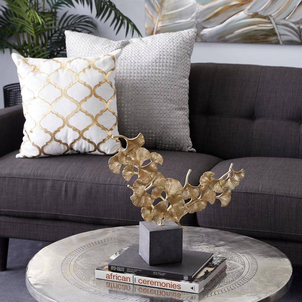 CosmoLiving by Cosmopolitan Polystone Handmade Floral Decorative Sculpture with Black Block Base