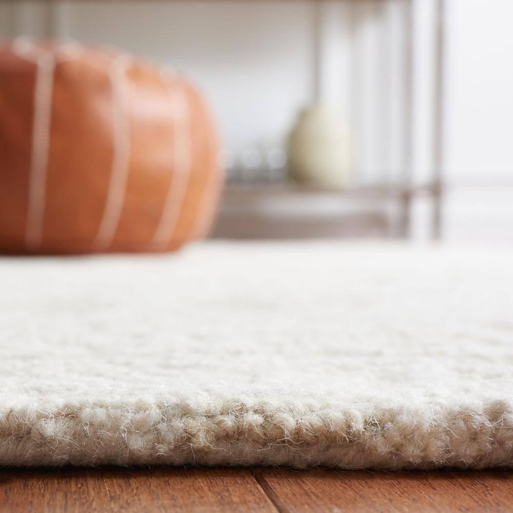 Blossom BLM112 Hand Tufted Indoor Area Rug - Silver/Ivory - 8'x10' - Safavieh