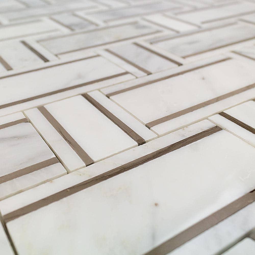 Mingle Random Sized Marble Basketweave Mosaic Wall Tile