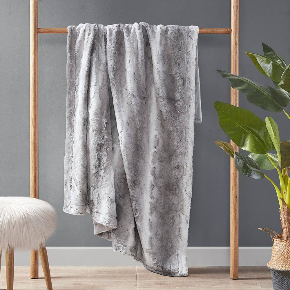 Madison Park Zuri Oversized Faux Fur Throw