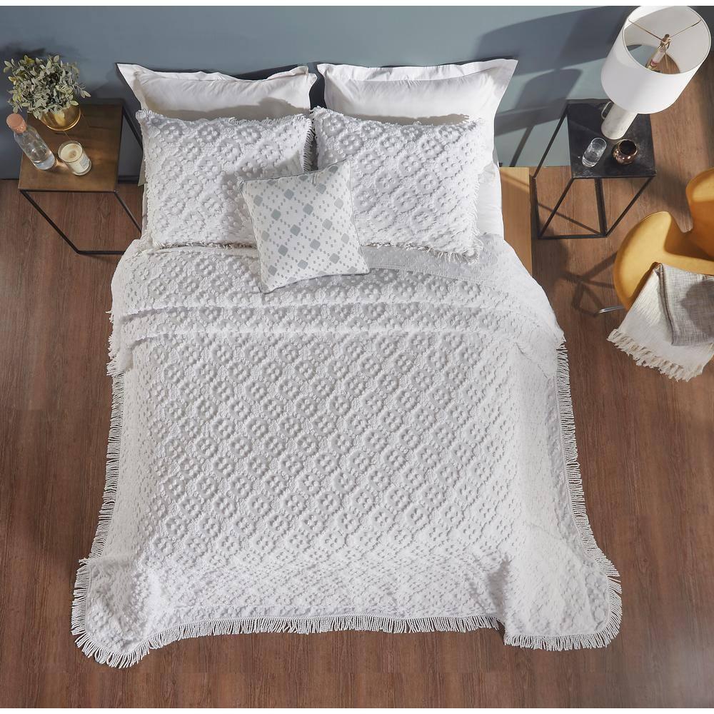 Better Trends Charleston Collection 100% Cotton Bedding sets, Machine Washable Soft and Breathable 4-piece Chenille Bedspread & Sham with Geometric Embroidery, All season