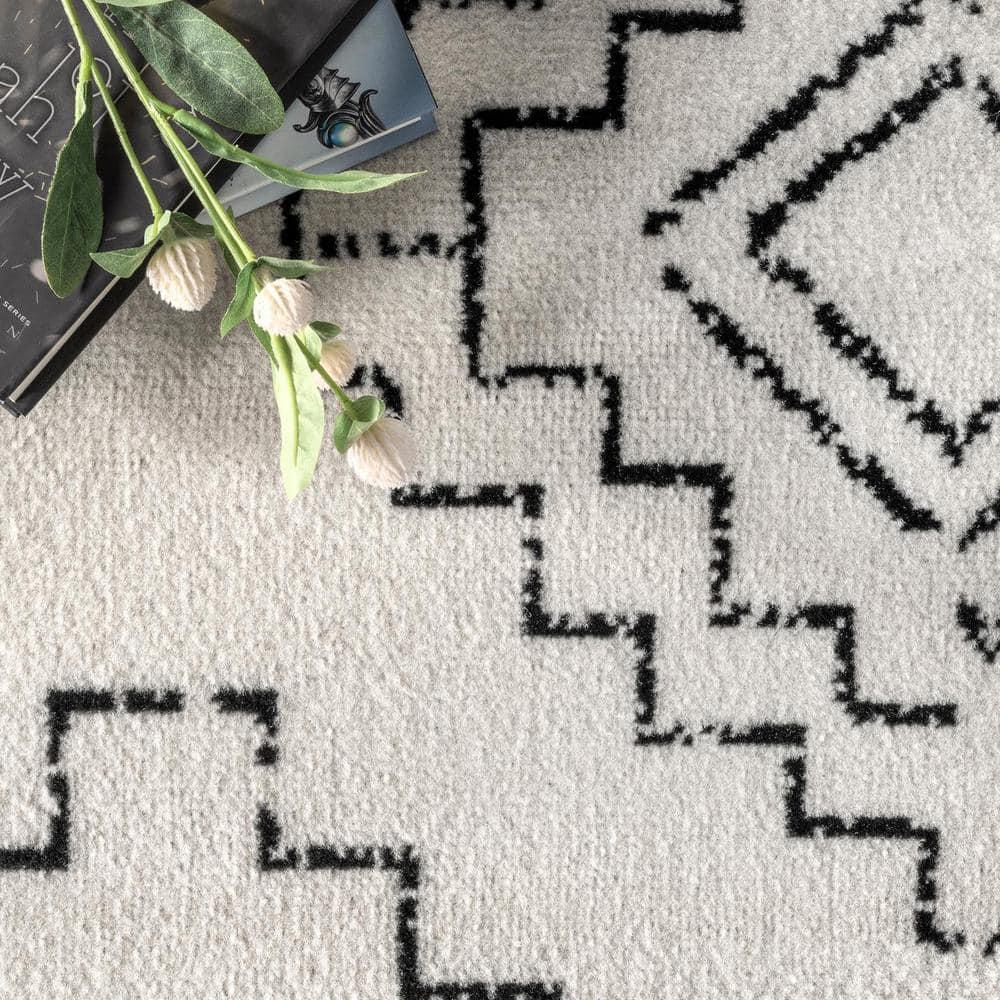 Gray 8' x 10' Rectangular Stain-Resistant Synthetic Area Rug