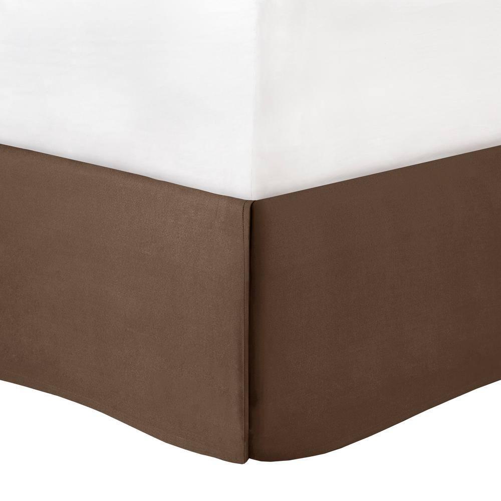 Madison Park Essentials Jacquard Traditional 24 Piece Room in a Bag