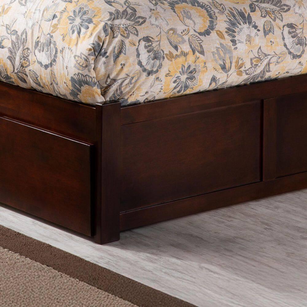Concord Queen Bed with Footboard and Twin Extra Long Trundle in Walnut