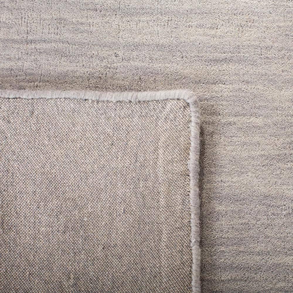 Safavieh Kids SFK802 Hand Loomed Runner Rug - Grey - 2'6"x8' - Safavieh.