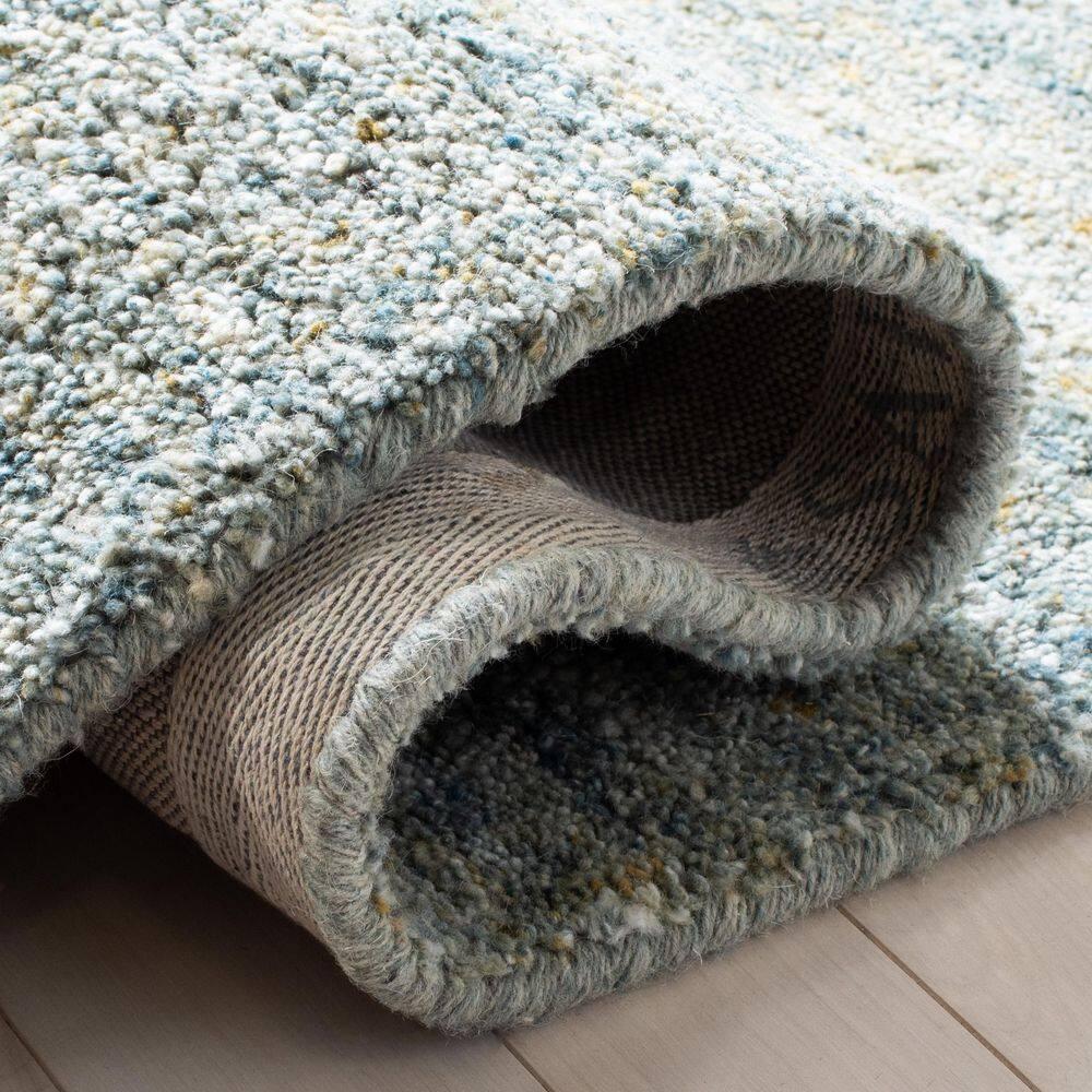SAFAVIEH Himalaya Flanagan Solid Runner Rug, Blue/Olive, 2'3" x 6'