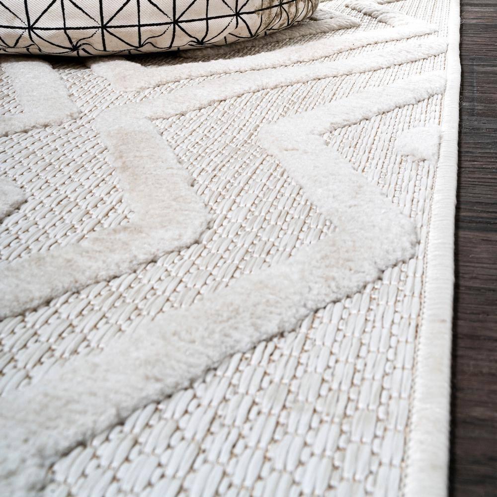5'x8' Balansat Moroccan Diamond Indoor/Outdoor Area Rug, Ivory - JONATHAN Y