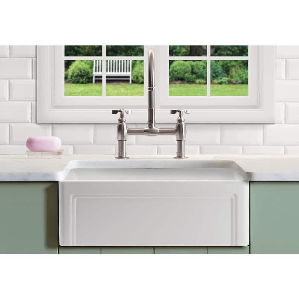 Floretta 24" L x 18" W Farmhouse Kitchen Sink With Grid and Strainer