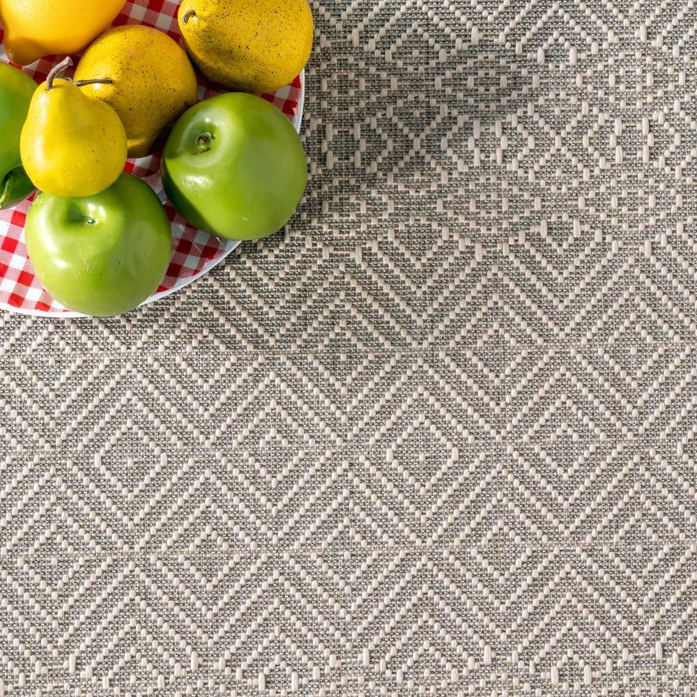 Nuloom Paloma Abstract Geometric Indoor and Outdoor Area Rug, Gray, 4'x6'