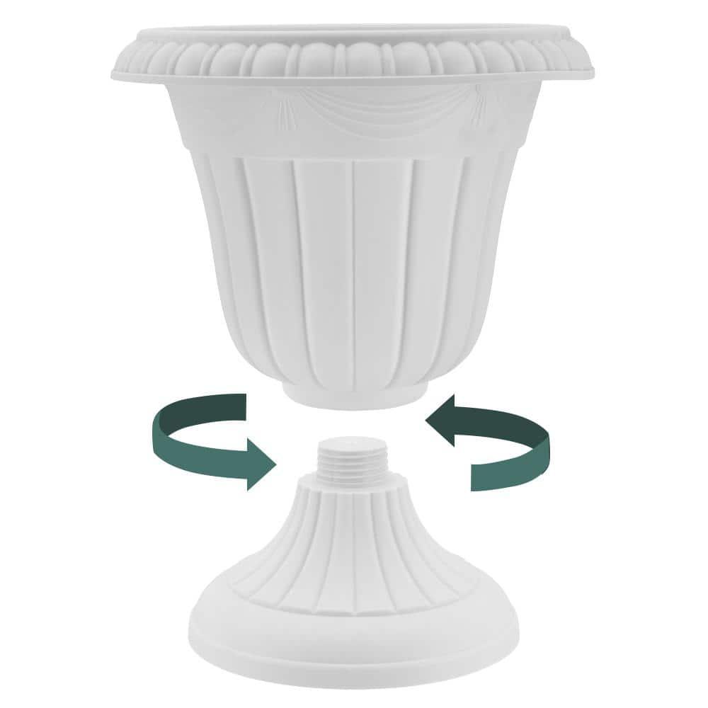 Arcadia Garden Products Urn 12.75-in W x 18-in H x White Plastic Indoor/Outdoor Planter