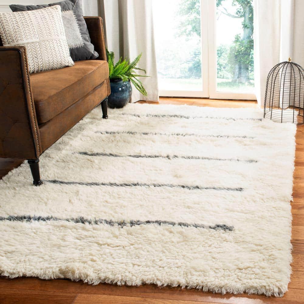 Kenya KNY750 Hand Knotted Area Rug - Ivory/Gray - 7'x7' - Safavieh.
