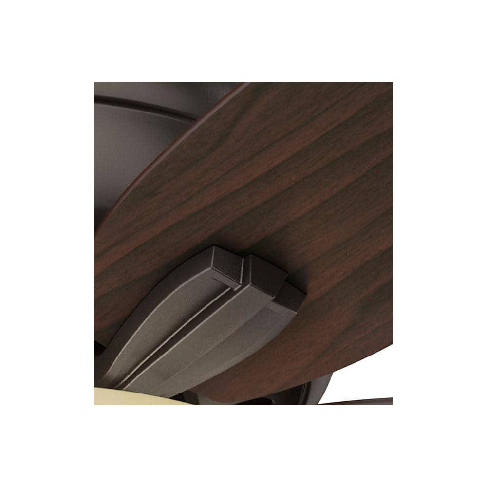 Hunter Fan Newsome 42" 5 - Blade Traditional Flush Mount Indoor Ceiling Fan with Lights and Pull Chains