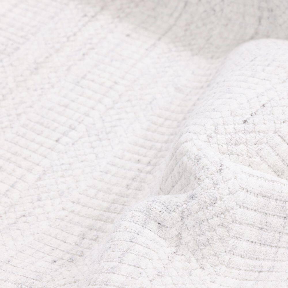 Sanam Area Rug in Ivory