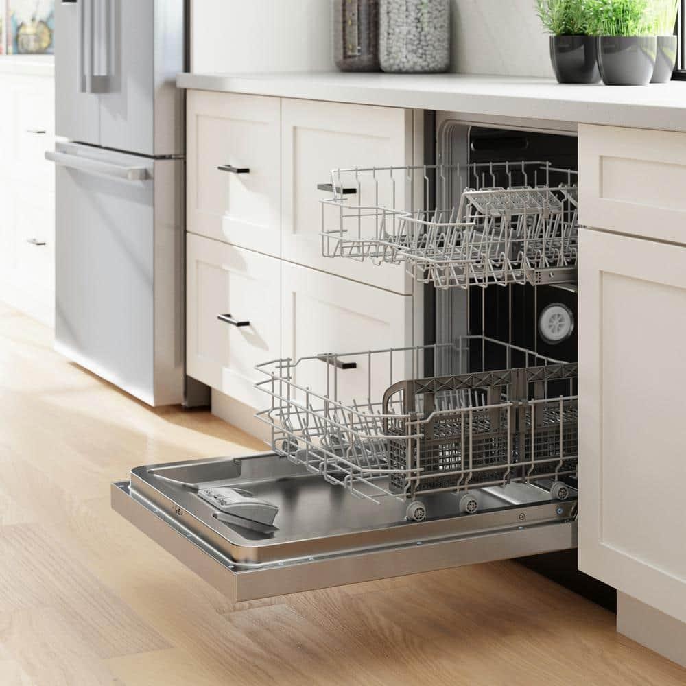 Bosch 800 Series 24" Front Control Built-In Dishwasher with Hybrid Tub SHE3AEM5N