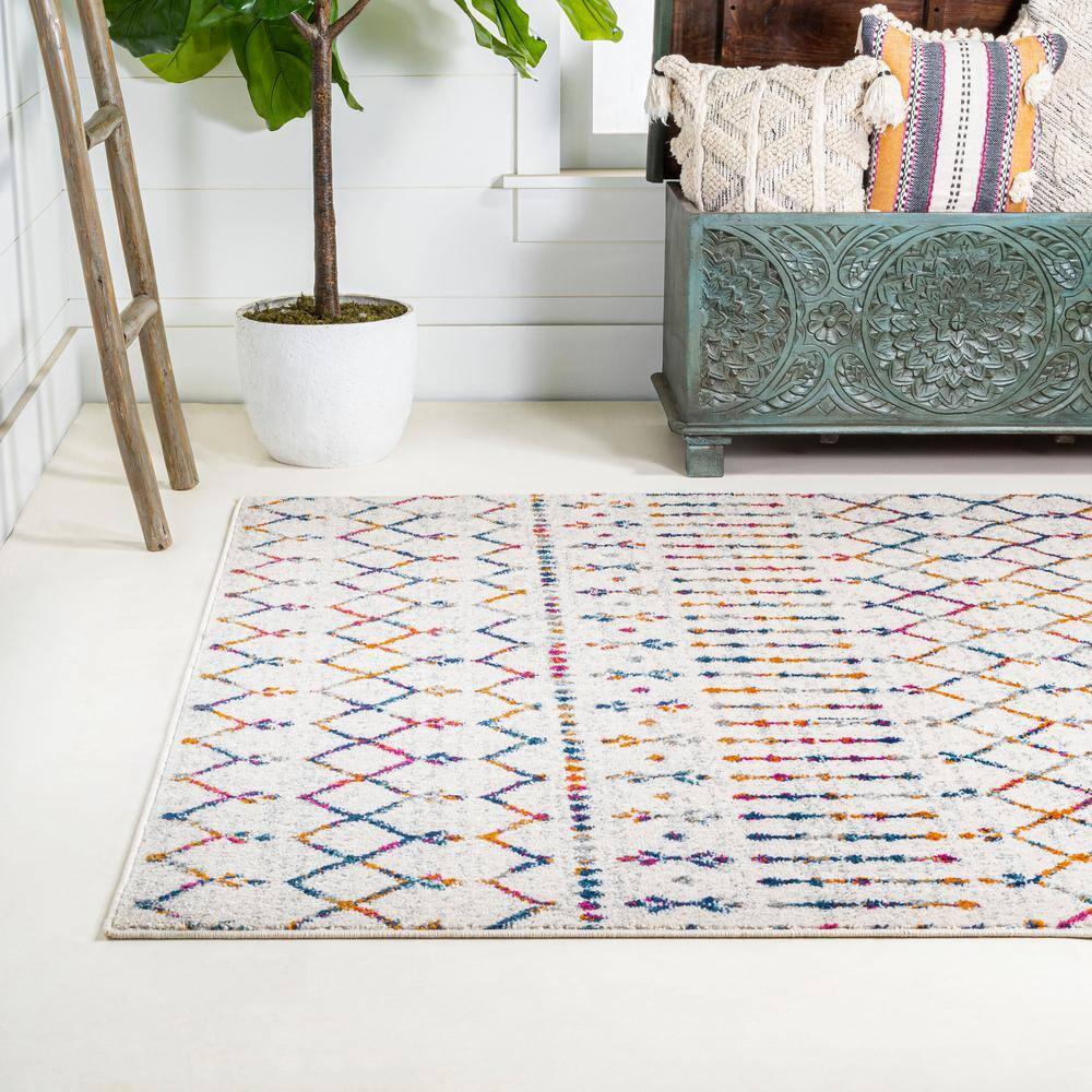 8'x10' Moroccan HYPE Boho Vintage Diamond Area Rug, Cream/Multi - JONATHAN Y