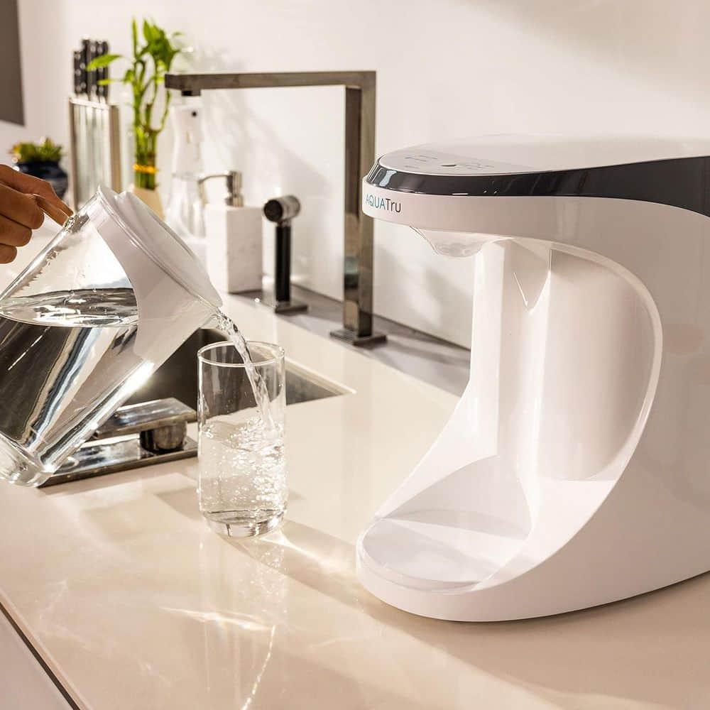 AquaTru Carafe Countertop Glass Water Purifier, 64 Fl Oz