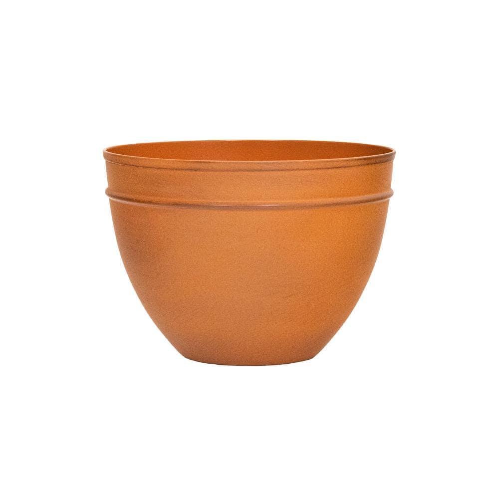 ACHLA Designs Steel Outdoor Planter Pot Carrot Orange 8"x8"x5.75": Urn-Shaped, Freestanding, No Assembly Required