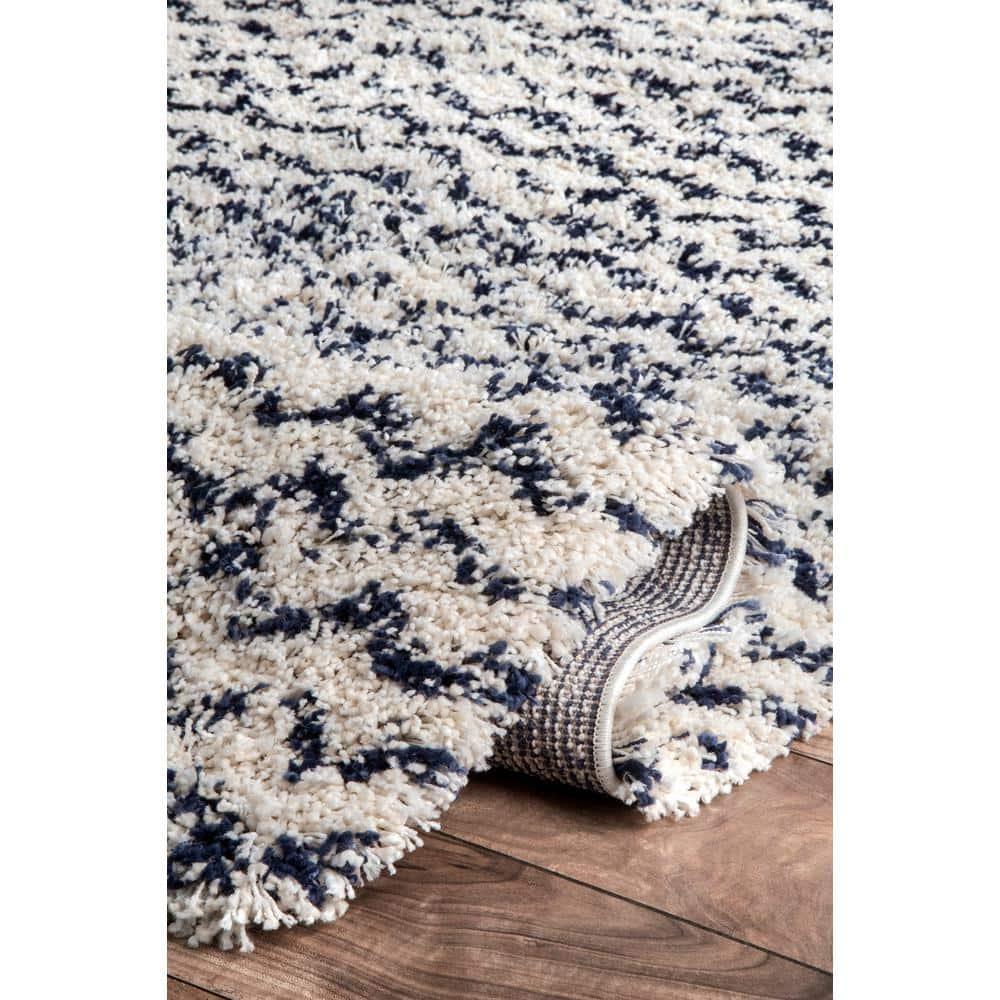 Nuloom Cuellar Striped 5x8 Shag Indoor Area Rug for Living Room Bedroom Dining Room Nursery, Navy/Ivory