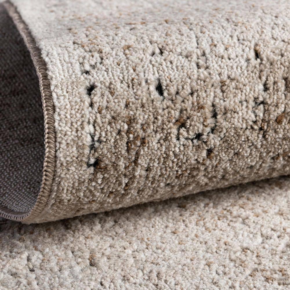Unique Loom Chateau Collection Area Rug - Jefferson (2' 2" x 6' 7" Runner Beige/Light Brown)