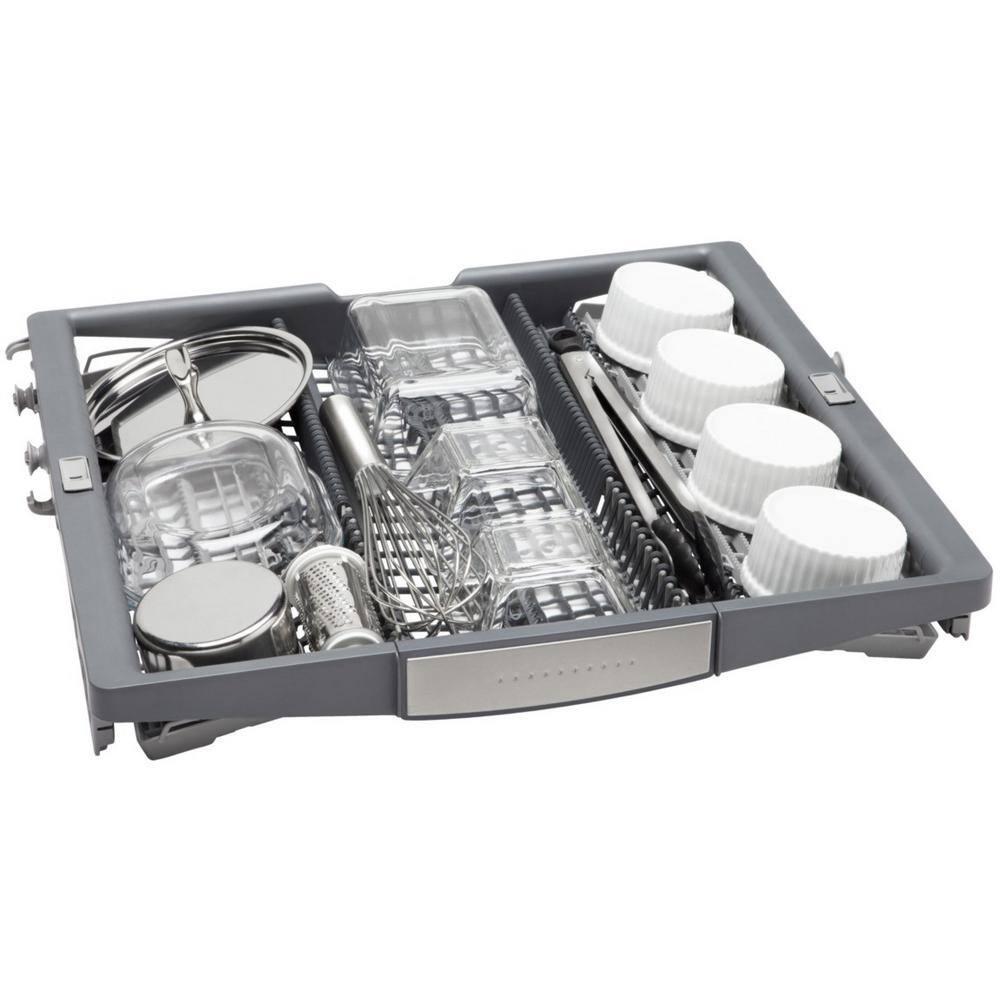 500 Series 24" Stainess Steel Top Control Built-In Dishwasher with Stainless Steel Tub and Flexible 3Rd Rack